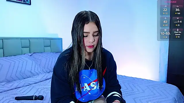astrid-omega online show from February 10, 2025, 9:04 pm