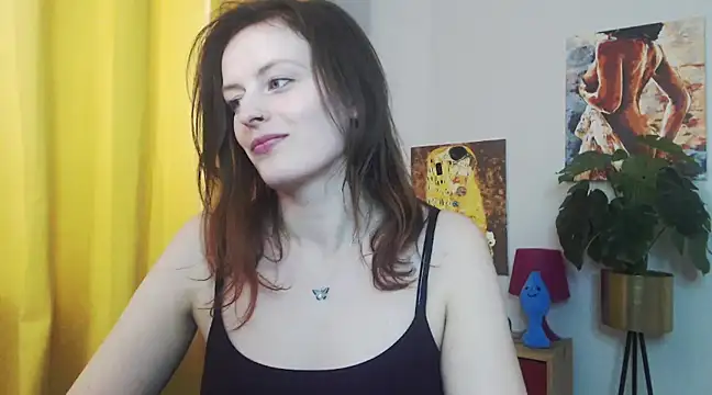 juicyNadine online show from February 10, 2025, 12:29 pm