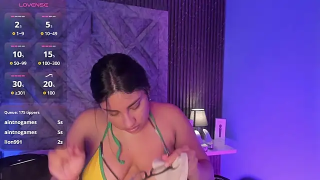 CANDYGABYY online show from February 7, 2026, 4:09 am