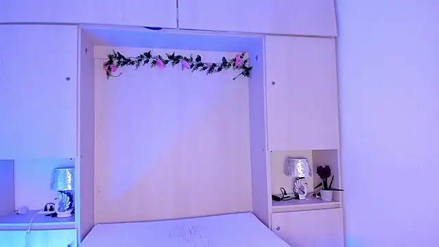 CANDYGABYY online show from March 13, 2026, 7:52 pm