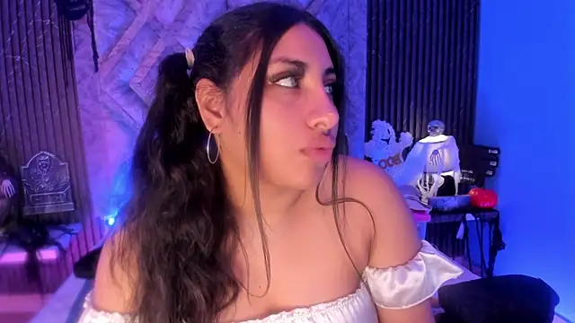 Snapshot of CANDYGABYY chatting on October 30, 2025, 4:11 am CANDYGABYY online show from October 30, 2025, 4:11 am