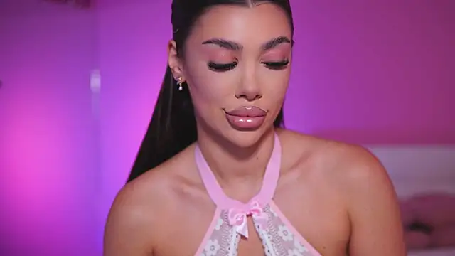 NatyDesiree online show from February 26, 2025, 11:00 am