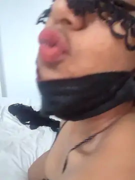 Snapshot of Sally_Anne_Jayasinghe chatting on January 12, 2025, 2:24 am Sally Anne Jayasinghe online show from January 12, 2025, 2:24 am