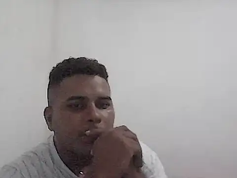 Snapshot of SaucyAffair0 chatting on January 29, 2025, 12:43 am SaucyAffair0 online show from January 29, 2025, 12:43 am