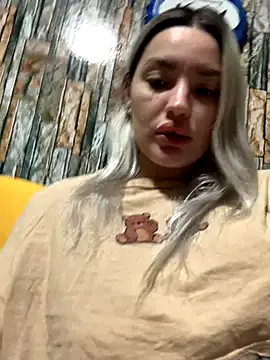 Snapshot of Sextazy chatting on October 19, 2025, 12:41 pm Sextazy online show from October 19, 2025, 12:41 pm