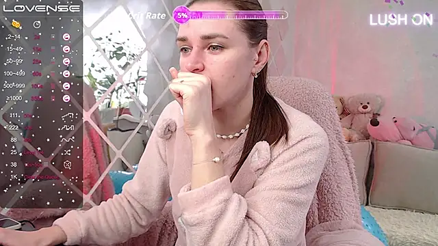 Snapshot of Bella__Swoon chatting on October 10, 2025, 5:08 am Bella Swoon online show from October 10, 2025, 5:08 am