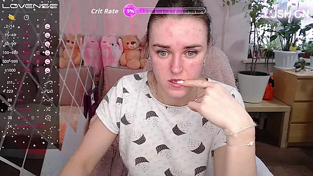 Bella  Swoon online show from November 7, 2025, 3:55 am