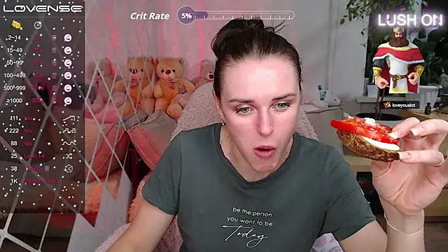 Snapshot of Bella__Swoon chatting on September 27, 2025, 2:56 pm Bella Swoon online show from September 27, 2025, 2:56 pm