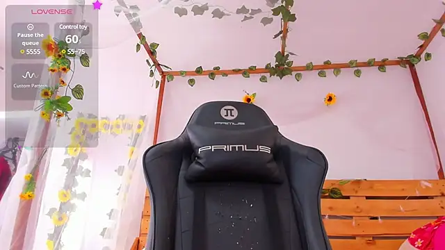 Snapshot of amira_nazer chatting on February 19, 2025, 2:44 pm amira nazer online show from February 19, 2025, 2:44 pm