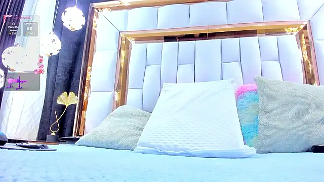 Snapshot of RileySweett chatting on February 8, 2026, 11:52 am RileySweett online show from February 8, 2026, 11:52 am