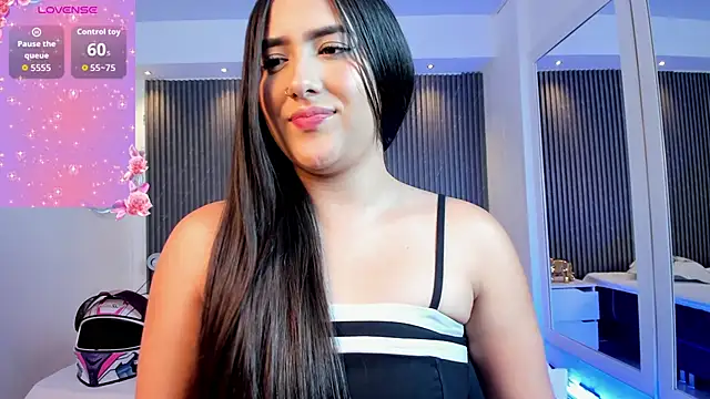 Snapshot of paulina_sweett_ chatting on February 7, 2026, 12:13 pm paulina sweett online show from February 7, 2026, 12:13 pm