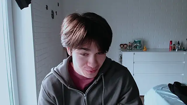 Snapshot of MarkusDean chatting on October 5, 2025, 10:06 am MarkusDean online show from October 5, 2025, 10:06 am