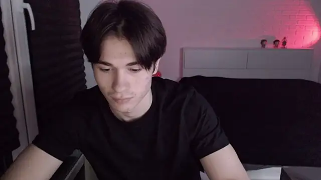 Snapshot of MarkusDean chatting on September 17, 2025, 7:27 pm MarkusDean online show from September 17, 2025, 7:27 pm