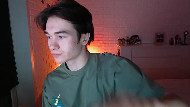 Snapshot of MarkusDean chatting on October 2, 2025, 5:16 pm MarkusDean online show from October 2, 2025, 5:16 pm