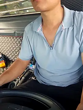 Vanilahirl online show from October 4, 2025, 8:27 am