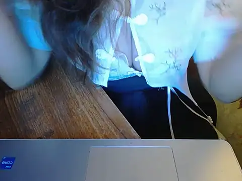 Snapshot of Matta_Glory chatting on October 21, 2025, 7:24 pm Matta Glory online show from October 21, 2025, 7:24 pm