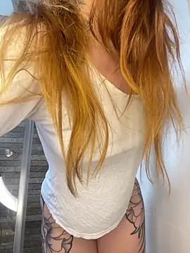 Val   online show from October 7, 2025, 4:08 pm