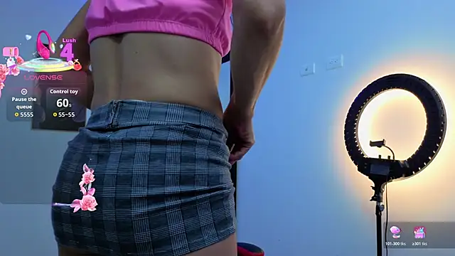 daniela xue online show from March 31, 2026, 8:22 pm