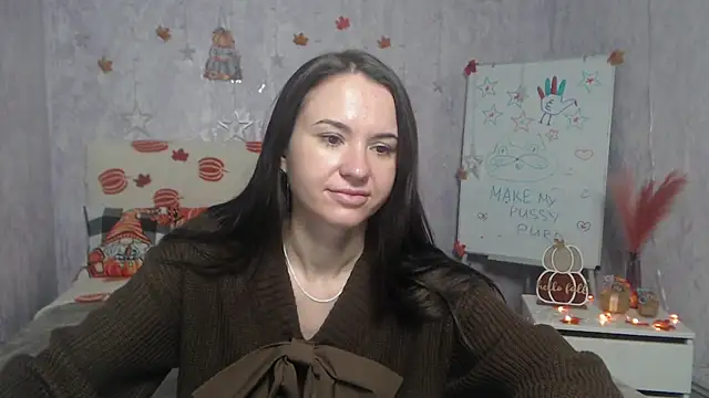 KaraCriegs online show from November 16, 2025, 7:18 pm