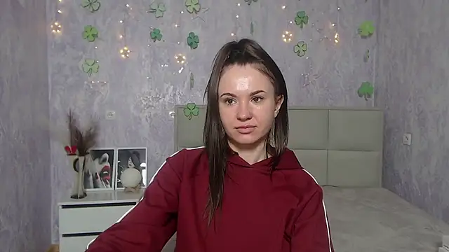 KaraCriegs online show from March 16, 2025, 1:49 am