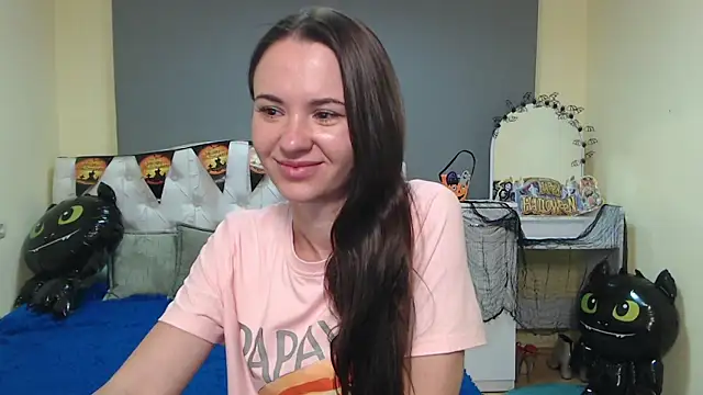 KaraCriegs online show from October 16, 2025, 6:16 pm