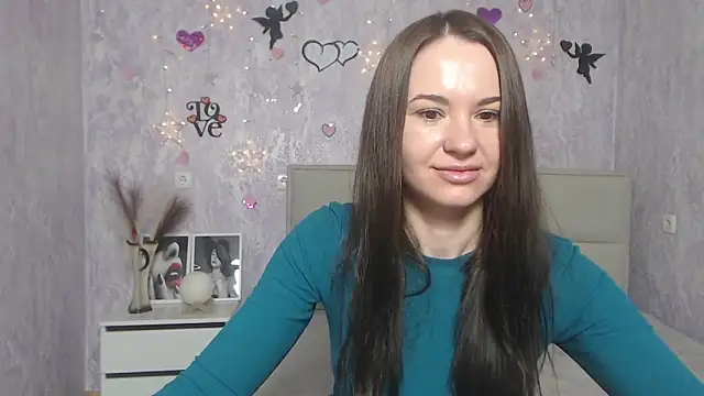 KaraCriegs online show from March 9, 2025, 6:21 pm