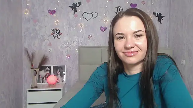 KaraCriegs online show from March 10, 2025, 12:28 am