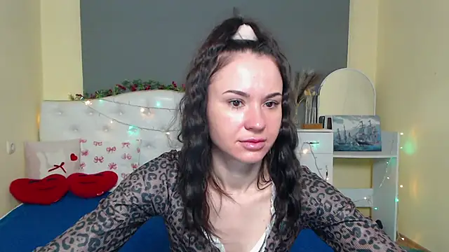 KaraCriegs online show from January 15, 2026, 6:33 pm