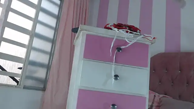 zaleya mateus online show from April 4, 2026, 1:28 pm