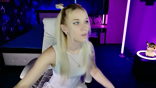 ShhhO O online show from November 29, 2025, 12:05 pm