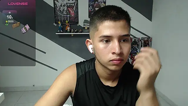 Snapshot of harold_18_ chatting on December 12, 2024, 6:42 pm harold 18 online show from December 12, 2024, 6:42 pm