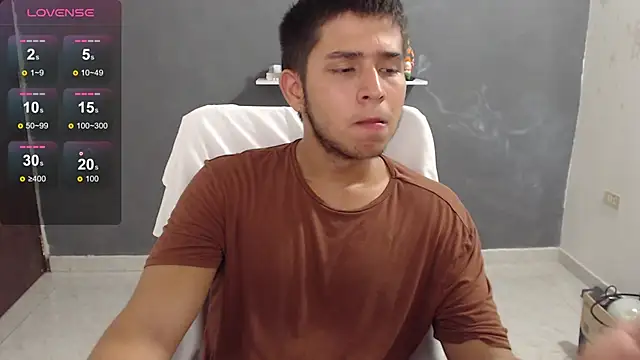 Snapshot of harold_18_ chatting on February 20, 2025, 9:09 pm harold 18 online show from February 20, 2025, 9:09 pm