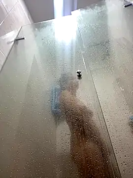 Iris love18 online show from October 24, 2025, 11:09 am