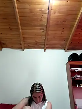 Snapshot of Iris_love18 chatting on February 7, 2026, 1:08 pm Iris love18 online show from February 7, 2026, 1:08 pm