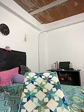 Iris love18 online show from March 22, 2025, 7:31 pm