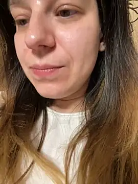 NadiraNoor online show from February 8, 2026, 10:51 pm