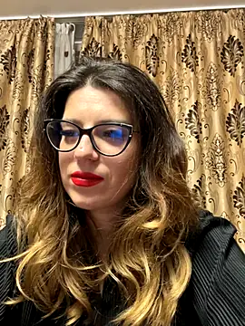 NadiraNoor online show from November 9, 2025, 12:47 am