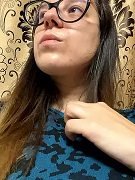 NadiraNoor online show from January 5, 2026, 10:57 pm