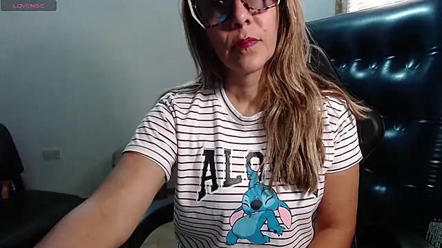 Snapshot of horny_paty chatting on October 14, 2025, 6:52 pm horny paty online show from October 14, 2025, 6:52 pm