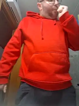 Javier bear online show from February 17, 2025, 2:17 pm