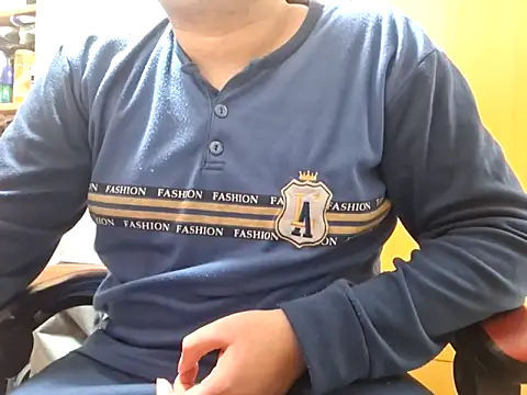 Javier bear online show from February 28, 2025, 10:28 pm