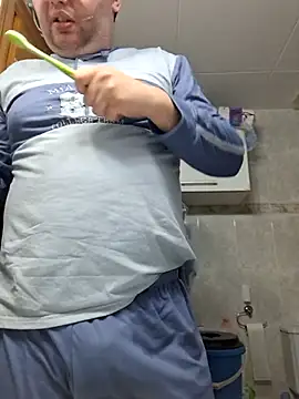 Javier bear online show from March 23, 2026, 2:17 pm