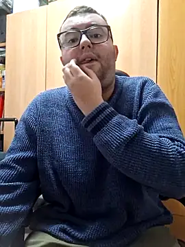 Javier bear online show from March 4, 2025, 1:49 pm