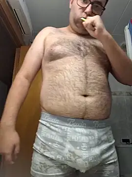 Javier bear online show from September 9, 2025, 8:35 am