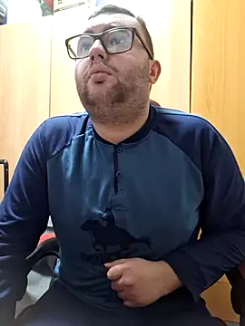 Javier bear online show from March 8, 2025, 2:51 pm