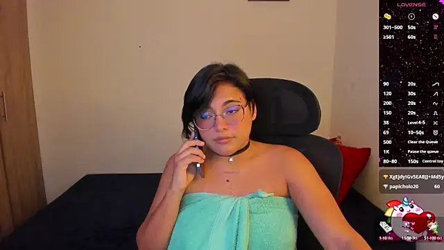 MonieLodge online show from January 24, 2025, 11:45 pm