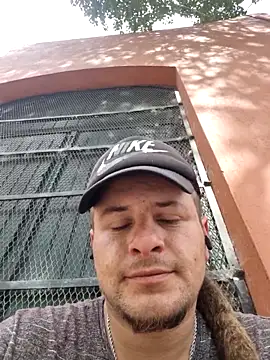 Snapshot of TusOjitosClaros69 chatting on September 17, 2025, 4:09 pm TusOjitosClaros69 online show from September 17, 2025, 4:09 pm