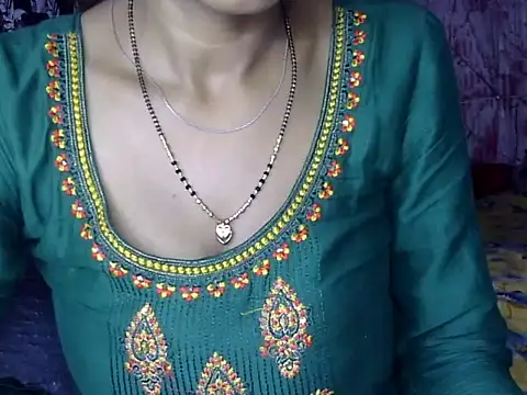 Snapshot of Anjali_Milsi chatting on October 1, 2025, 5:23 am Anjali Milsi online show from October 1, 2025, 5:23 am