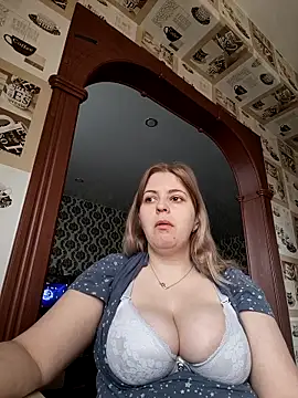 Lady nice cat online show from March 27, 2026, 2:53 am