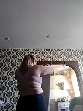 Lady nice cat online show from September 23, 2025, 2:51 am